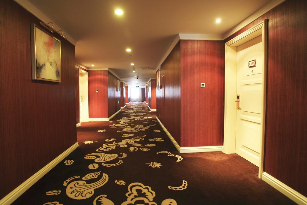 Shanghai Eiffelton Hotel Bagian luar foto